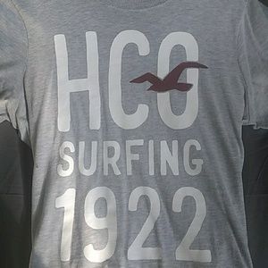 Hollister T Shirt